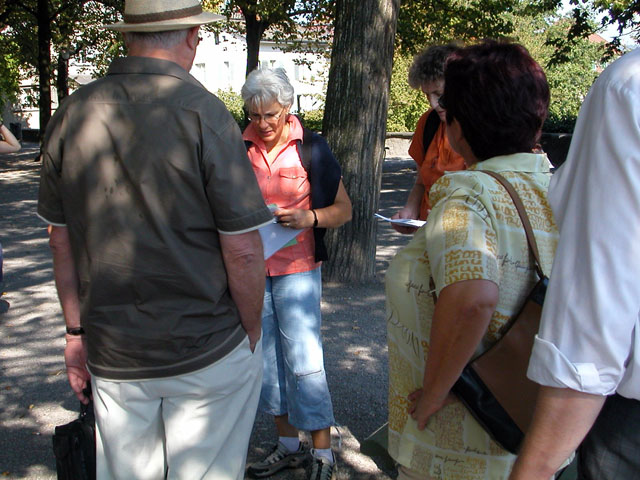 2004.09.04.BG.006