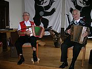 Mittagessen mit Folklore und musikalischem Intermezzo (Theatereinlage) im Gasthaus R&uuml;tli, Luzern
